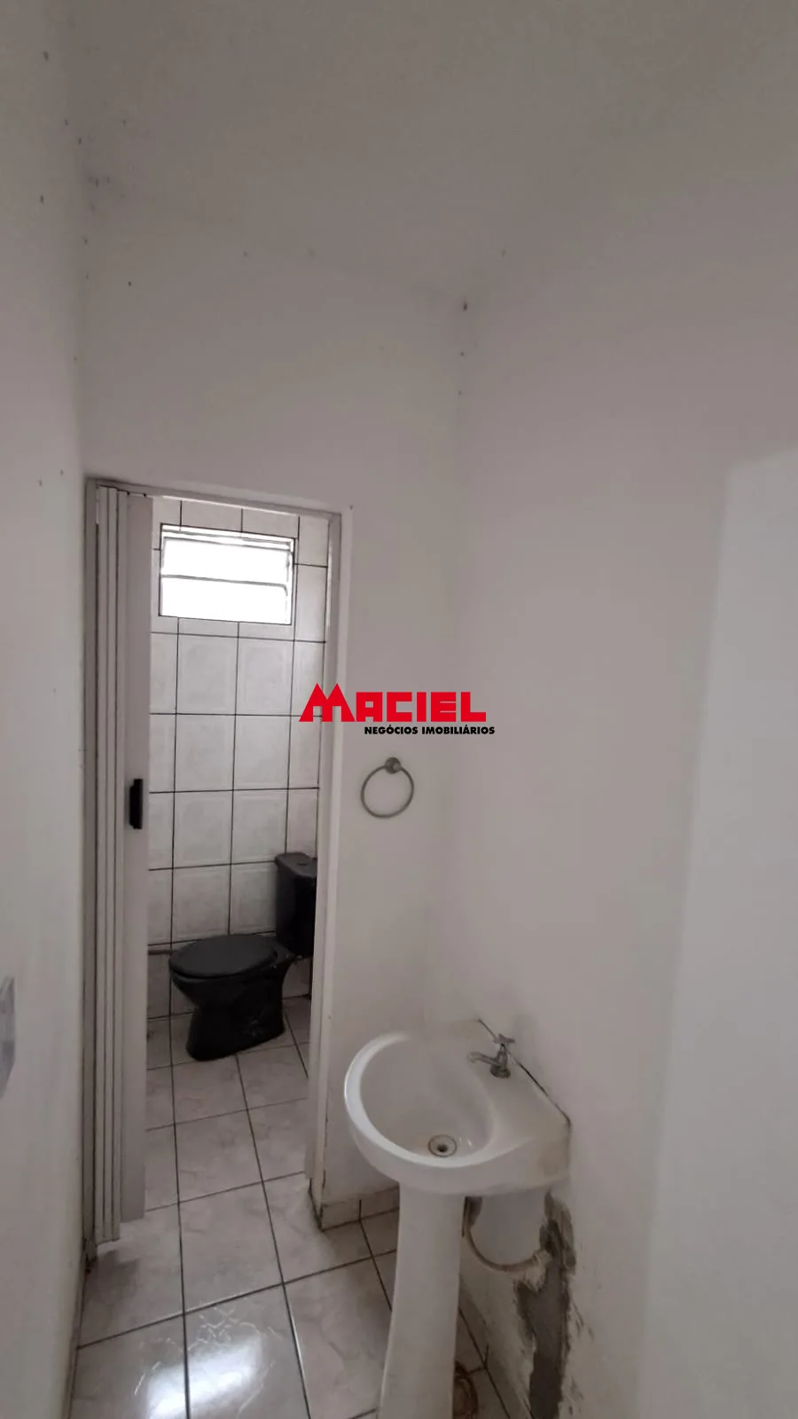 Alugar Comercial / Sala em S&atilde;o Jos&eacute; dos Campos R$ 1.200,00 - Foto 7