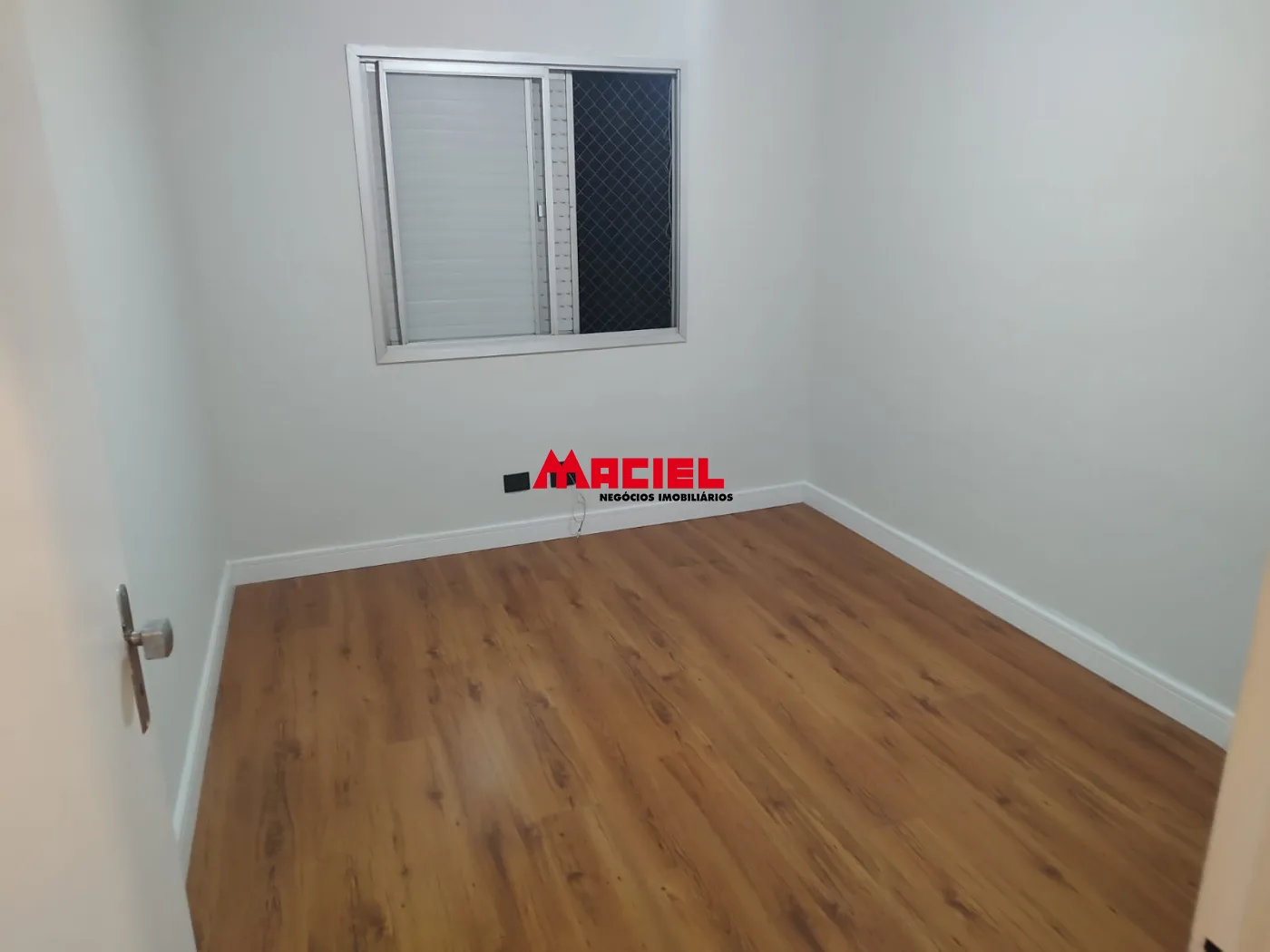 Comprar Apartamento / Padr&atilde;o em S&atilde;o Jos&eacute; dos Campos R$ 360.000,00 - Foto 11
