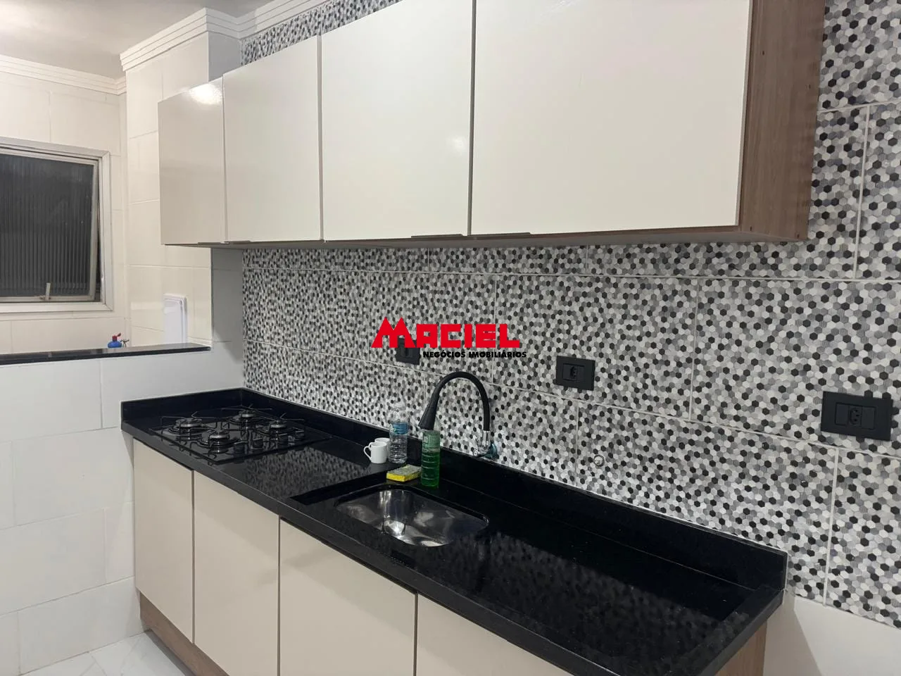 Comprar Apartamento / Padr&atilde;o em S&atilde;o Jos&eacute; dos Campos R$ 360.000,00 - Foto 1