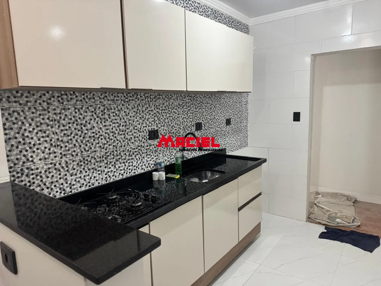 Comprar Apartamento / Padr&atilde;o em S&atilde;o Jos&eacute; dos Campos R$ 360.000,00 - Foto 2