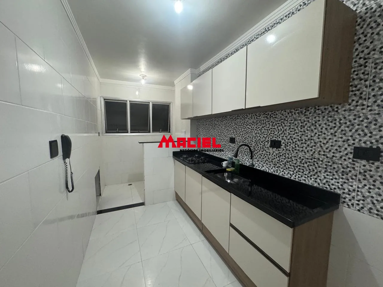 Comprar Apartamento / Padr&atilde;o em S&atilde;o Jos&eacute; dos Campos R$ 360.000,00 - Foto 3