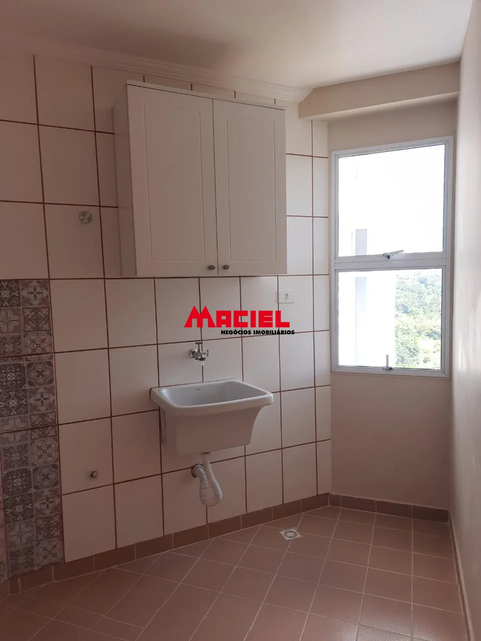 Alugar Apartamento / Padr&atilde;o em S&atilde;o Jos&eacute; dos Campos R$ 1.800,00 - Foto 5