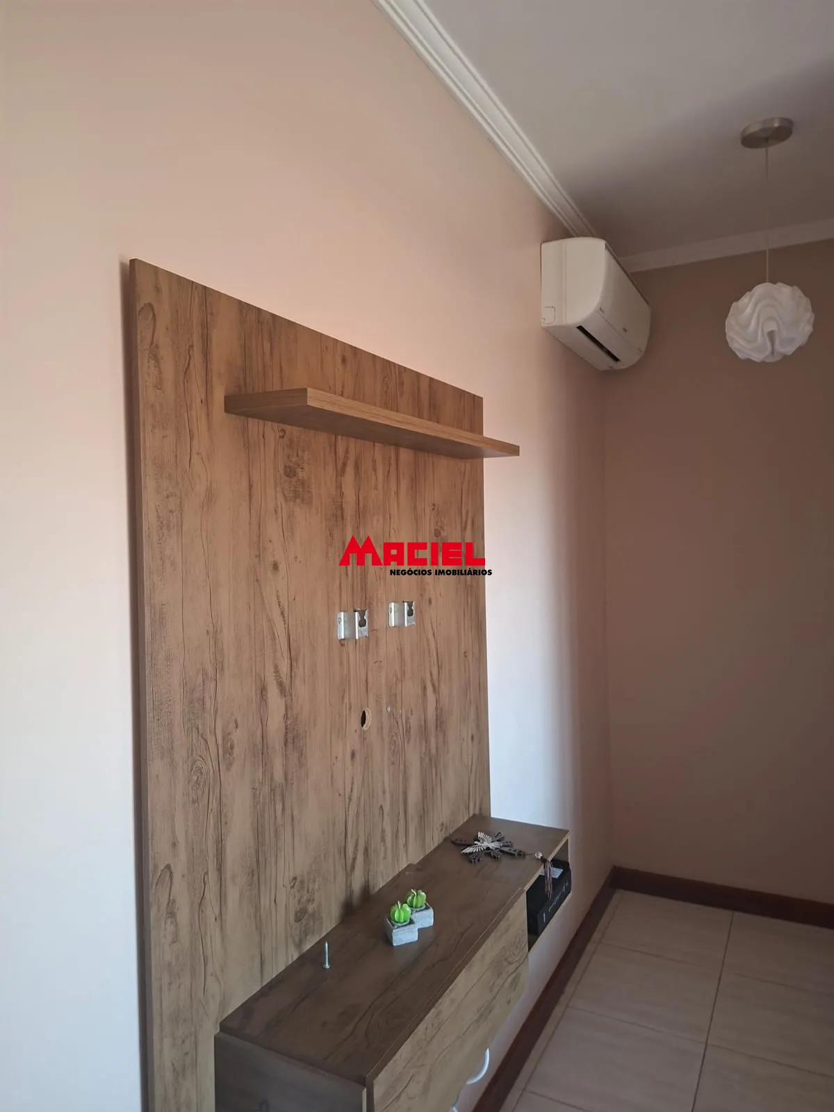 Comprar Casa / Sobrado em S&atilde;o Jos&eacute; dos Campos R$ 645.000,00 - Foto 6