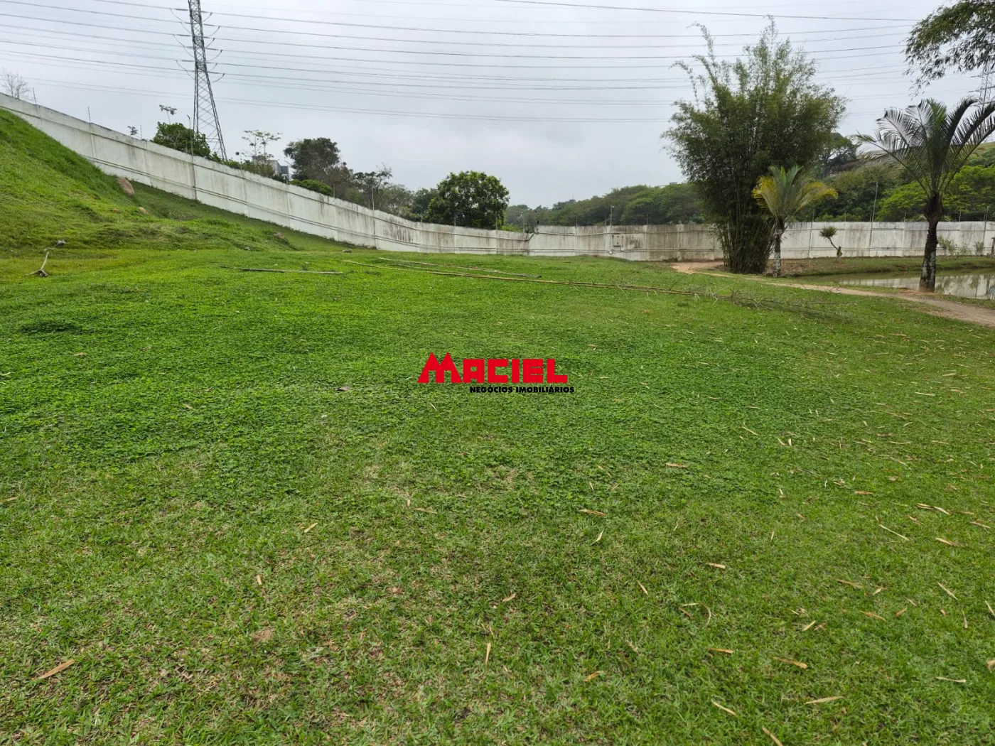 Comprar Terreno / Condom&iacute;nio em Jacare&iacute; R$ 900.000,00 - Foto 3