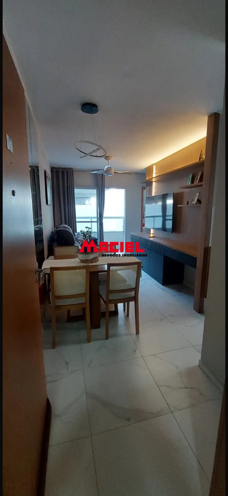Comprar Apartamento / Padr&atilde;o em S&atilde;o Jos&eacute; dos Campos R$ 380.000,00 - Foto 3