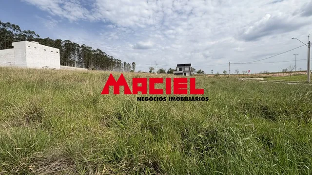 Comprar Terreno / Padr&atilde;o em S&atilde;o Jos&eacute; dos Campos R$ 215.000,00 - Foto 1