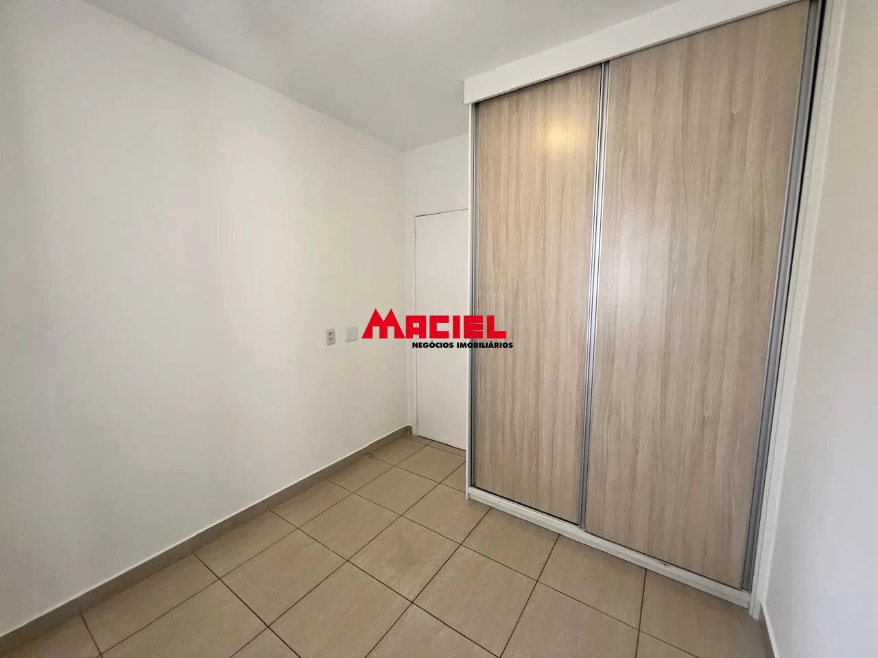 Alugar Apartamento / Padr&atilde;o em S&atilde;o Jos&eacute; dos Campos R$ 4.000,00 - Foto 18