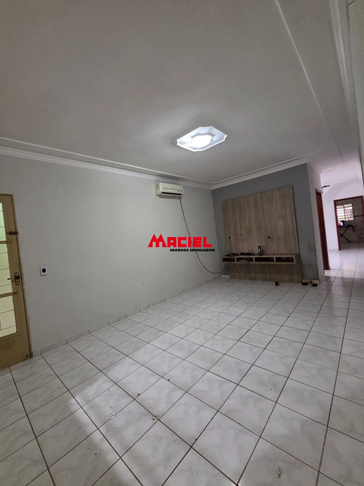 Comprar Casa / Sobrado em S&atilde;o Jos&eacute; dos Campos R$ 690.000,00 - Foto 1