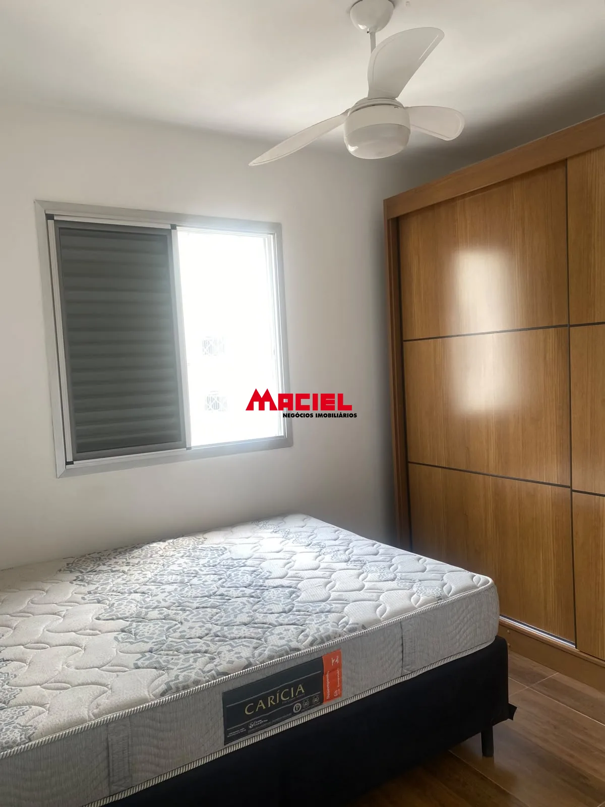 Alugar Apartamento / Padr&atilde;o em S&atilde;o Jos&eacute; dos Campos R$ 2.200,00 - Foto 4
