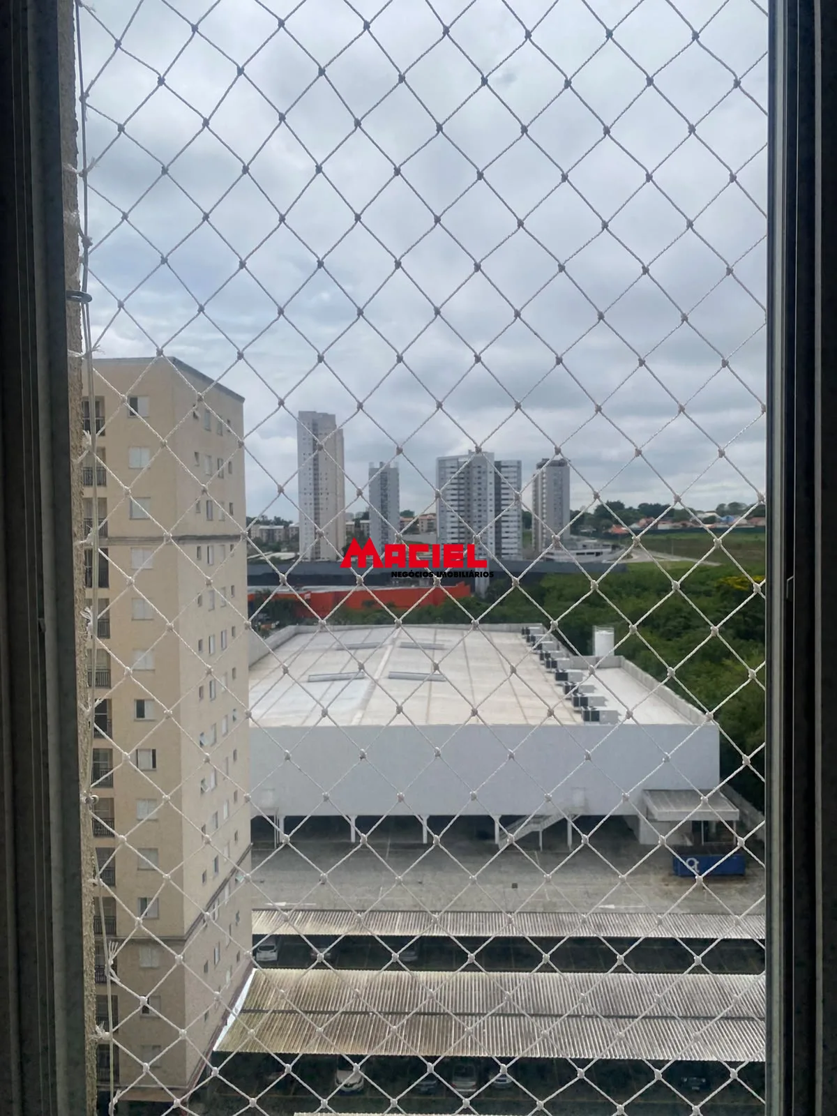 Alugar Apartamento / Padr&atilde;o em S&atilde;o Jos&eacute; dos Campos R$ 2.200,00 - Foto 8