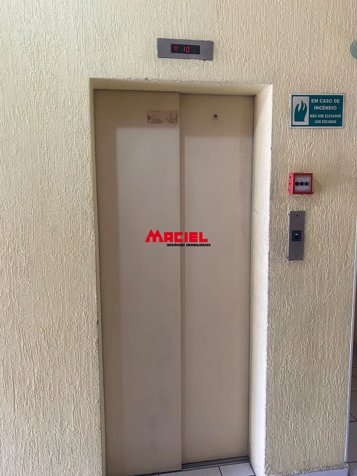 Alugar Apartamento / Padr&atilde;o em S&atilde;o Jos&eacute; dos Campos R$ 2.200,00 - Foto 12