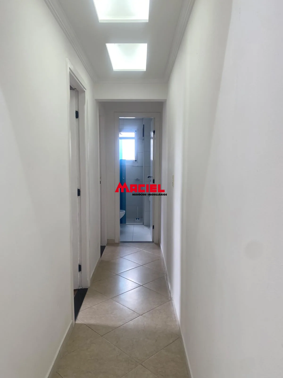 Alugar Apartamento / Padr&atilde;o em S&atilde;o Jos&eacute; dos Campos R$ 2.200,00 - Foto 13