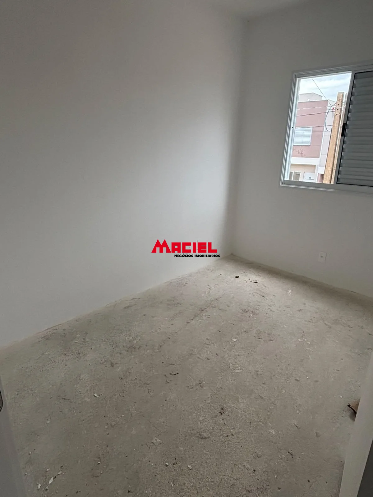 Alugar Casa / Condom&iacute;nio em S&atilde;o Jos&eacute; dos Campos R$ 1.700,00 - Foto 4