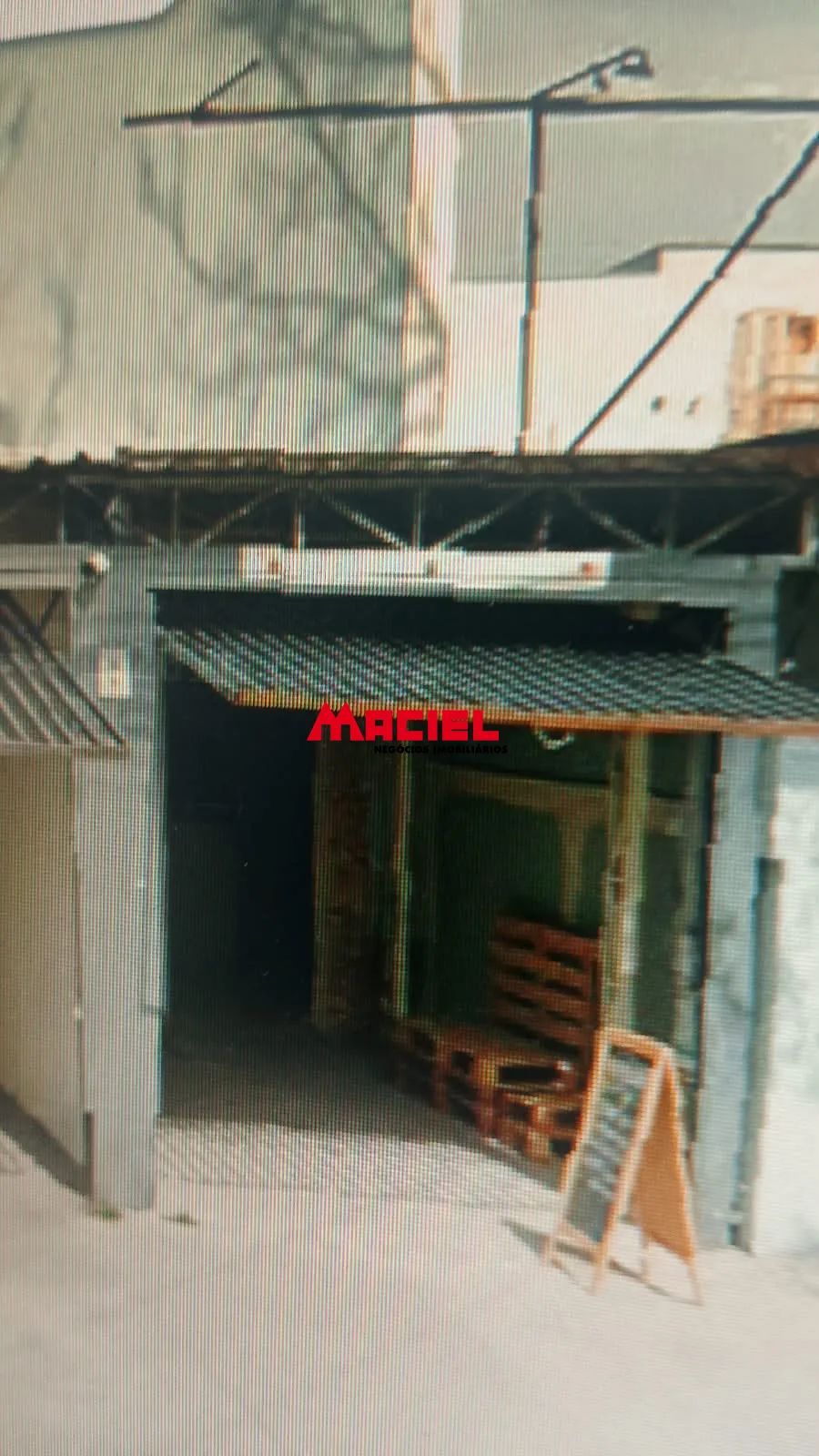 Alugar Comercial / Ponto Comercial em S&atilde;o Jos&eacute; dos Campos R$ 1.400,00 - Foto 1