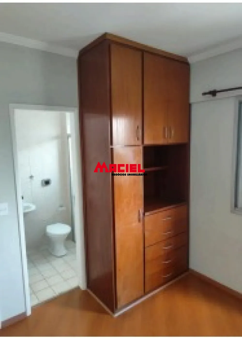 Alugar Apartamento / Padr&atilde;o em S&atilde;o Jos&eacute; dos Campos R$ 4.000,00 - Foto 9