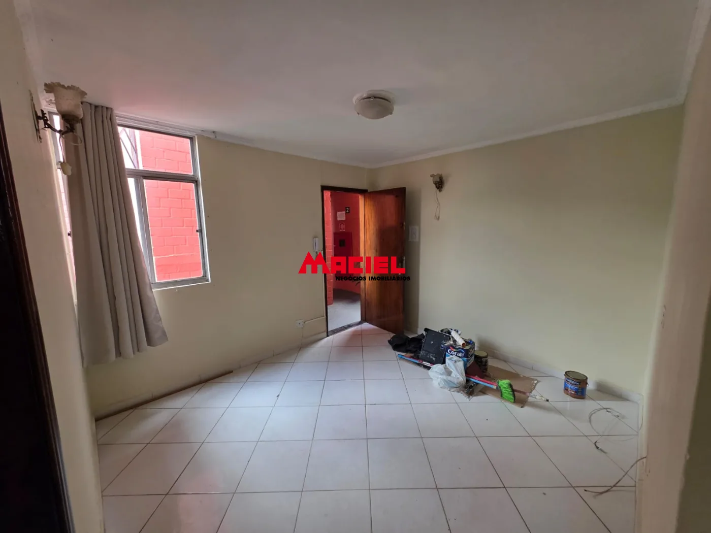 Alugar Apartamento / Padr&atilde;o em S&atilde;o Jos&eacute; dos Campos R$ 1.615,00 - Foto 1
