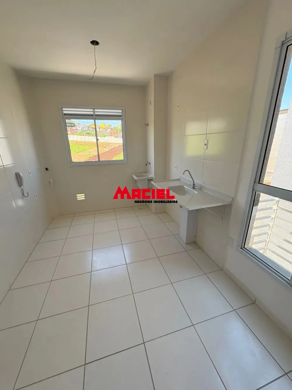 Alugar Apartamento / Padr&atilde;o em S&atilde;o Jos&eacute; dos Campos R$ 1.250,00 - Foto 14