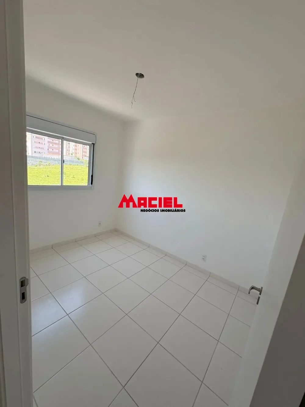 Alugar Apartamento / Padr&atilde;o em S&atilde;o Jos&eacute; dos Campos R$ 1.250,00 - Foto 17