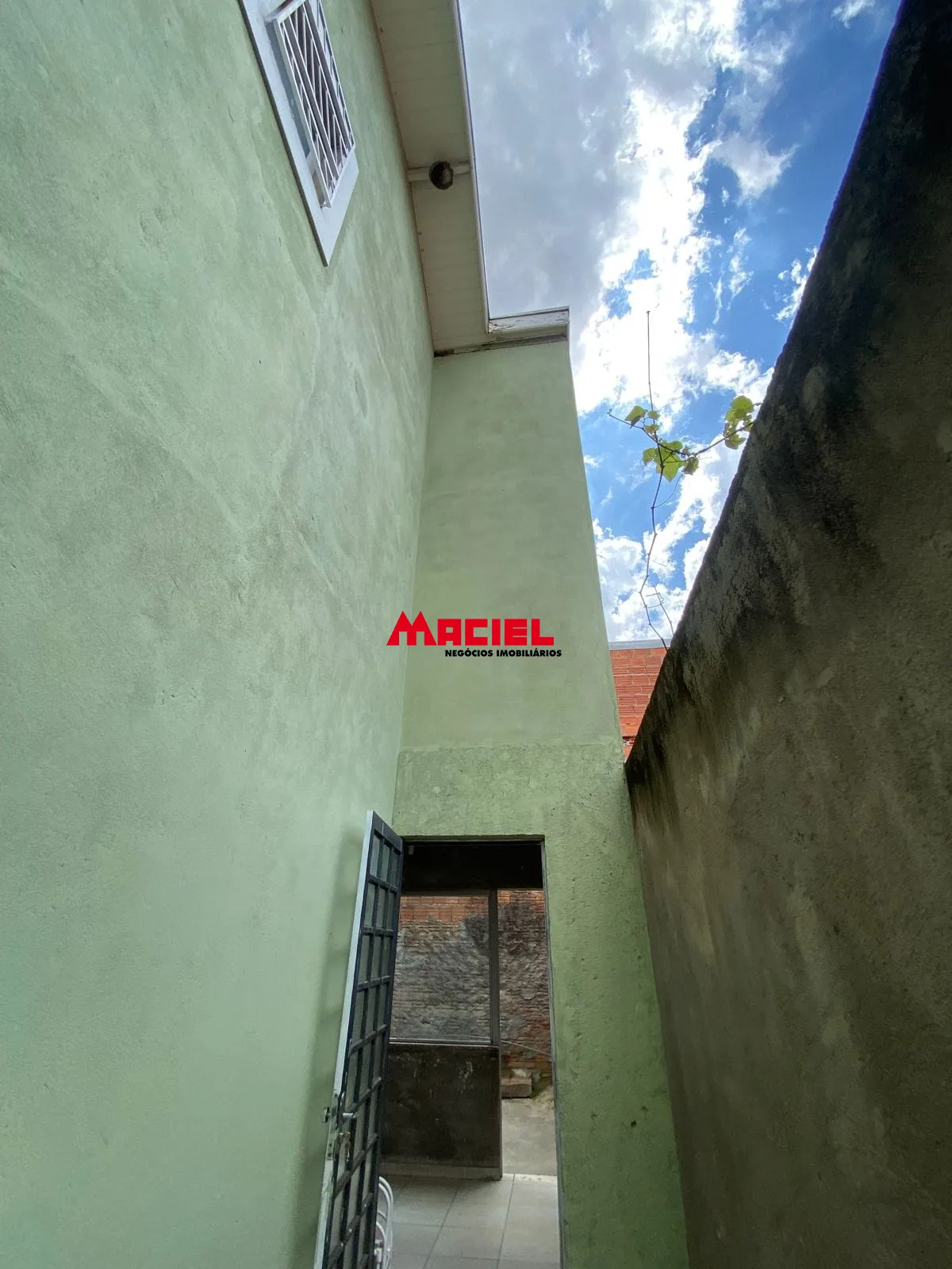 Comprar Casa / Sobrado em S&atilde;o Jos&eacute; dos Campos R$ 480.000,00 - Foto 1