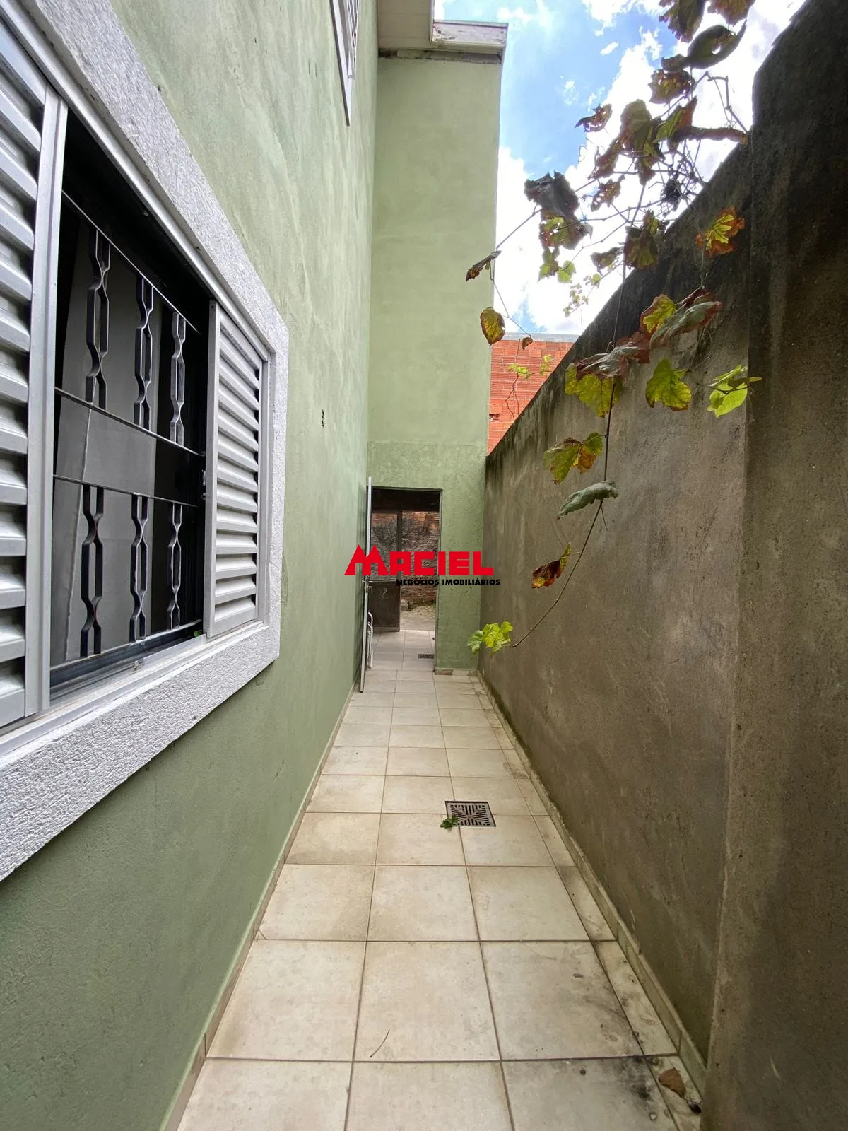Comprar Casa / Sobrado em S&atilde;o Jos&eacute; dos Campos R$ 480.000,00 - Foto 2