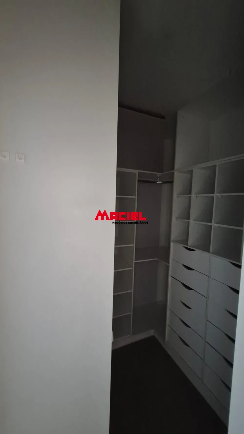 Comprar Casa / Condom&iacute;nio em S&atilde;o Jos&eacute; dos Campos R$ 1.700.000,00 - Foto 11