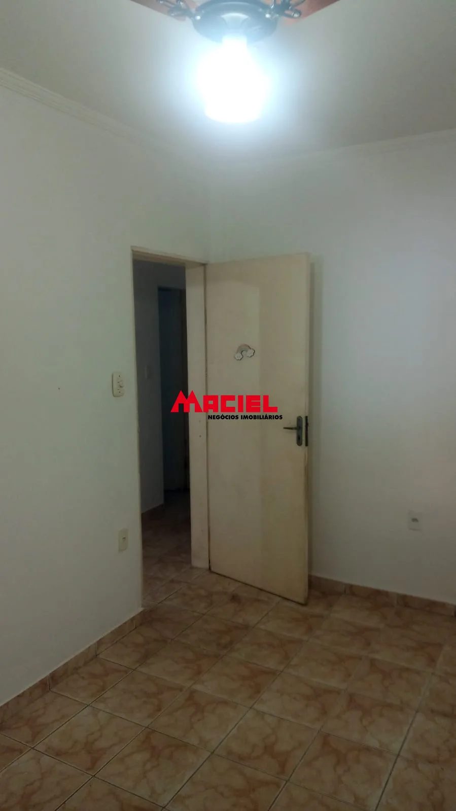 Comprar Casa / Padr&atilde;o em S&atilde;o Jos&eacute; dos Campos R$ 410.000,00 - Foto 6