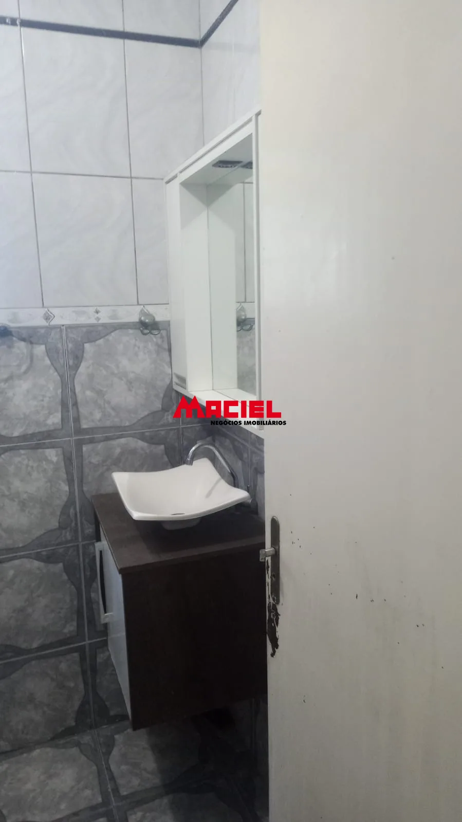 Comprar Casa / Padr&atilde;o em S&atilde;o Jos&eacute; dos Campos R$ 410.000,00 - Foto 11