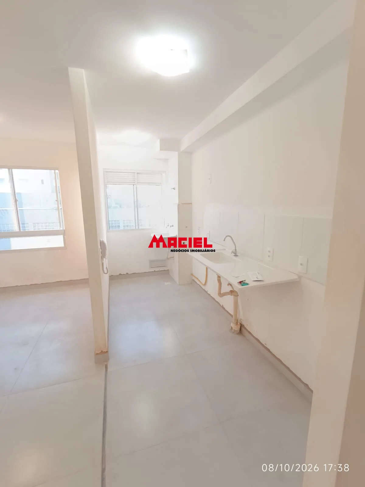 Comprar Apartamento / Padr&atilde;o em S&atilde;o Jos&eacute; dos Campos R$ 266.000,00 - Foto 2