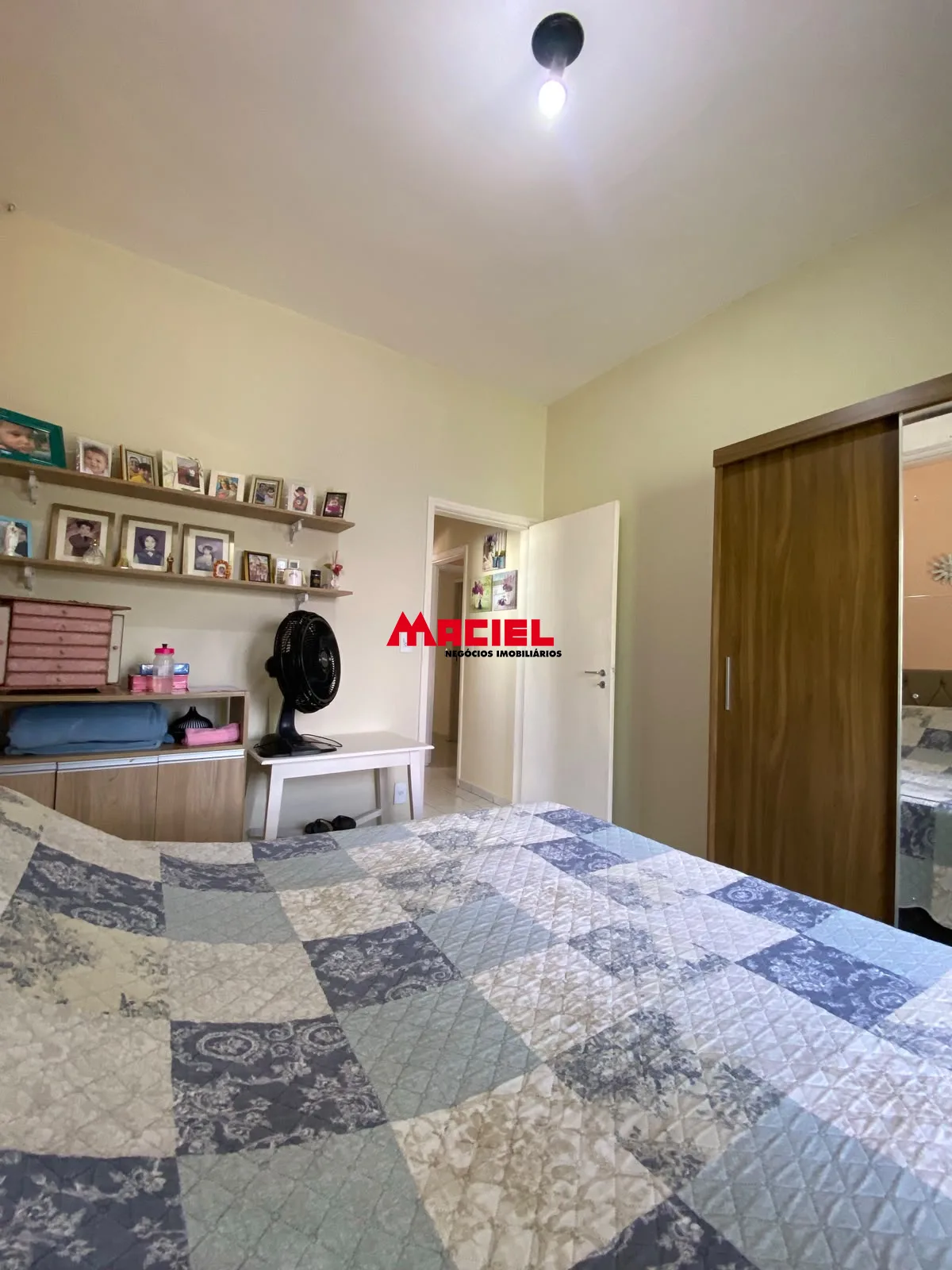 Comprar Casa / Padr&atilde;o em S&atilde;o Jos&eacute; dos Campos R$ 1.100.000,00 - Foto 4