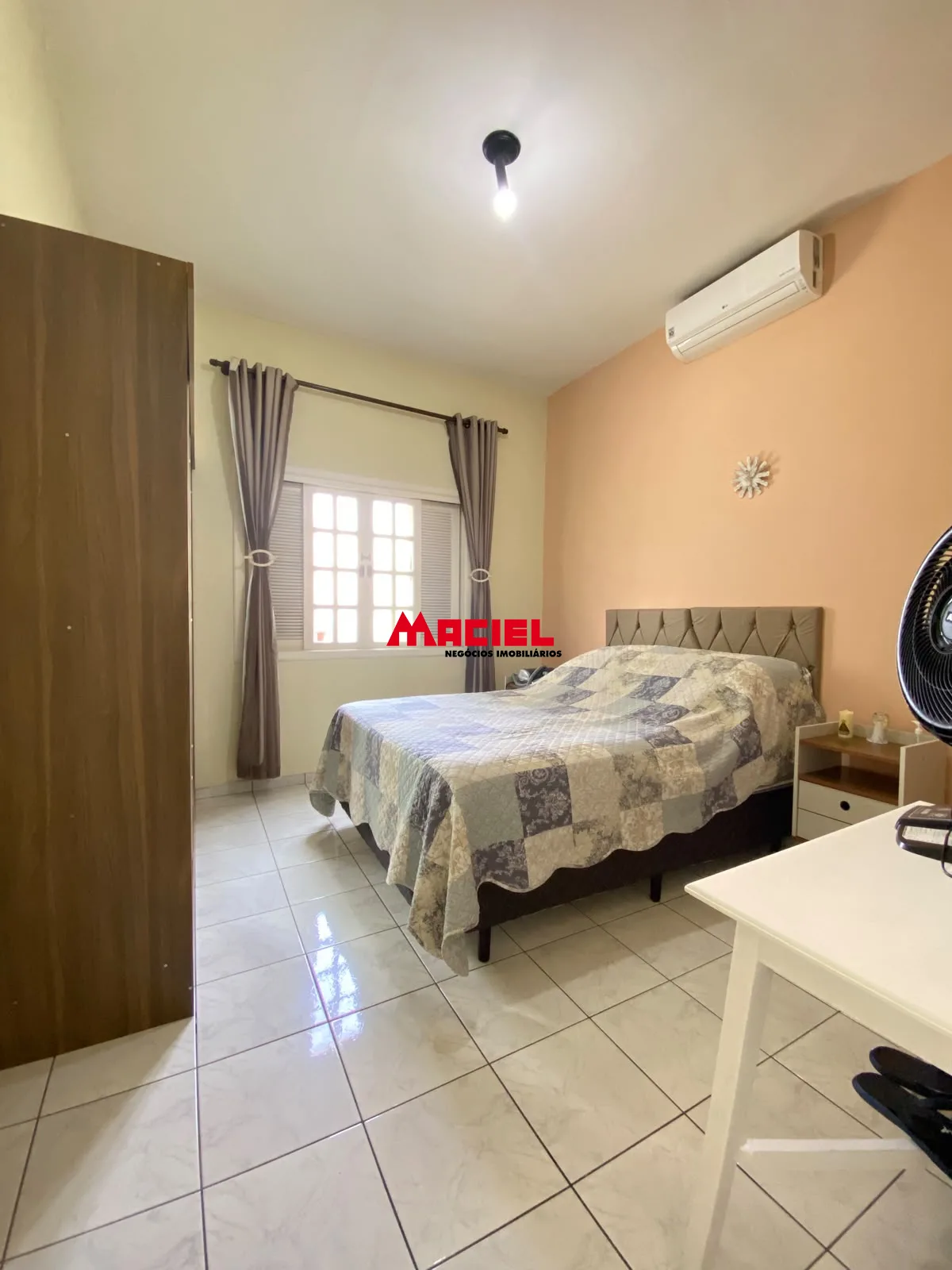 Comprar Casa / Padr&atilde;o em S&atilde;o Jos&eacute; dos Campos R$ 1.100.000,00 - Foto 5