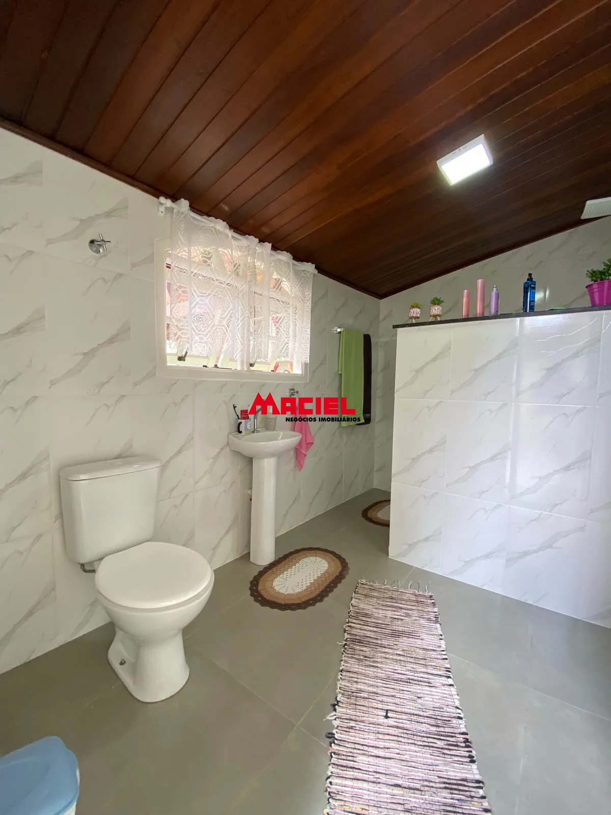 Comprar Casa / Padr&atilde;o em S&atilde;o Jos&eacute; dos Campos R$ 1.100.000,00 - Foto 15