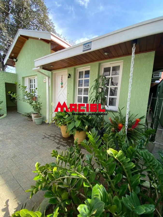 Comprar Casa / Padr&atilde;o em S&atilde;o Jos&eacute; dos Campos R$ 1.100.000,00 - Foto 1