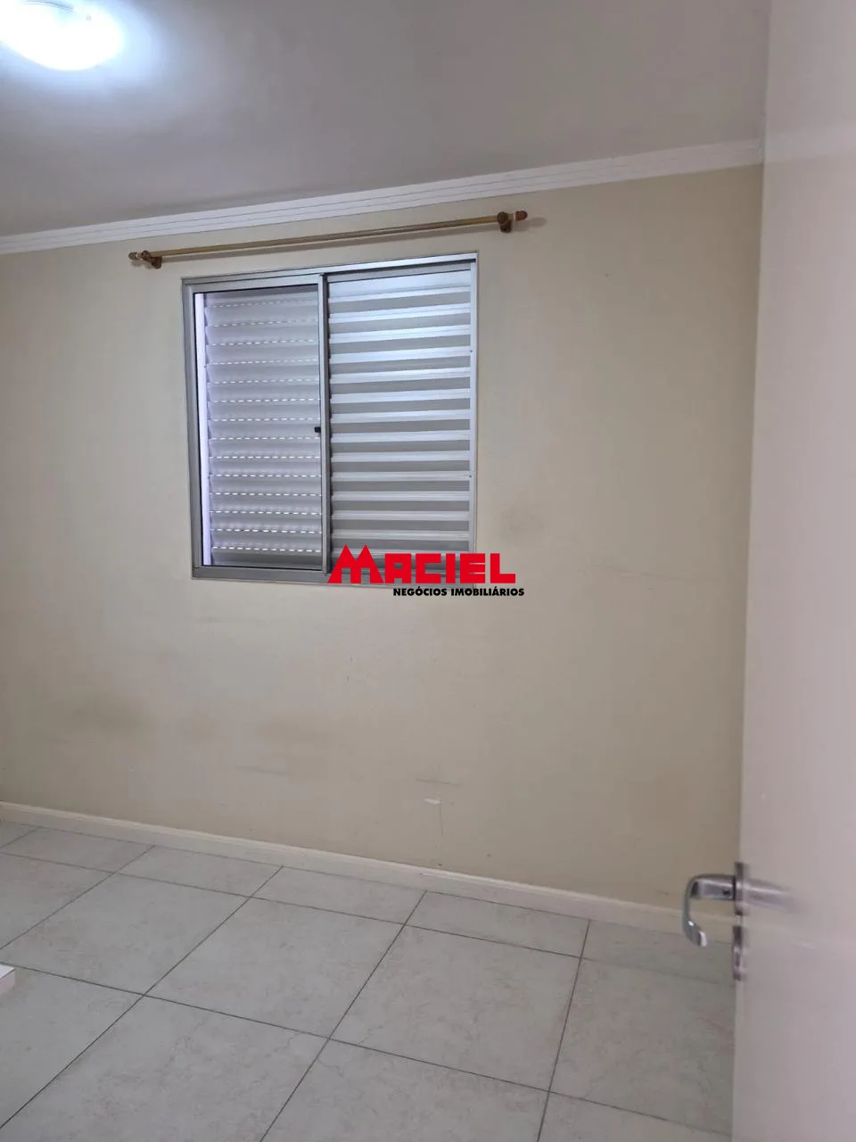 Alugar Apartamento / Mobiliado em S&atilde;o Jos&eacute; dos Campos R$ 2.300,00 - Foto 7