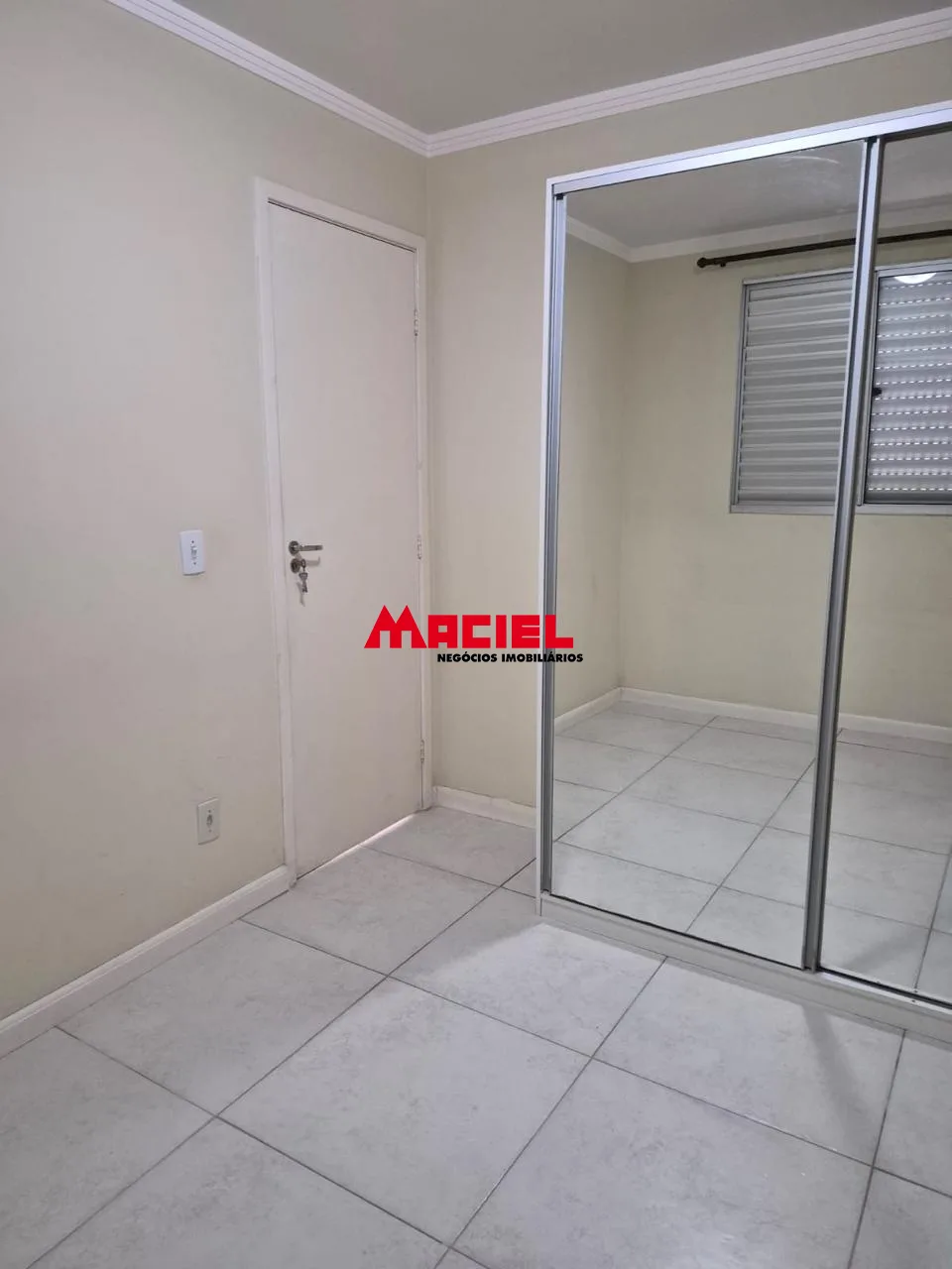 Alugar Apartamento / Mobiliado em S&atilde;o Jos&eacute; dos Campos R$ 2.300,00 - Foto 10
