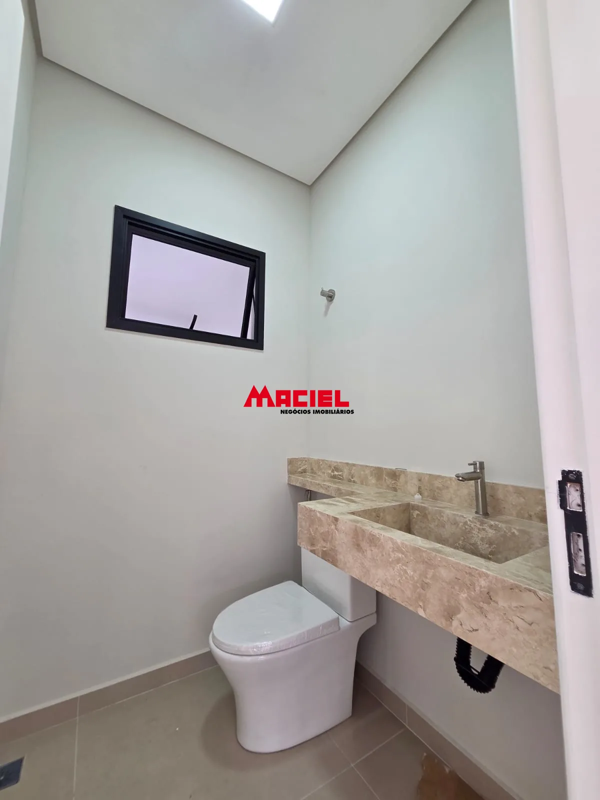 Comprar Casa / Condom&iacute;nio em Ca&ccedil;apava R$ 1.278.000,00 - Foto 17