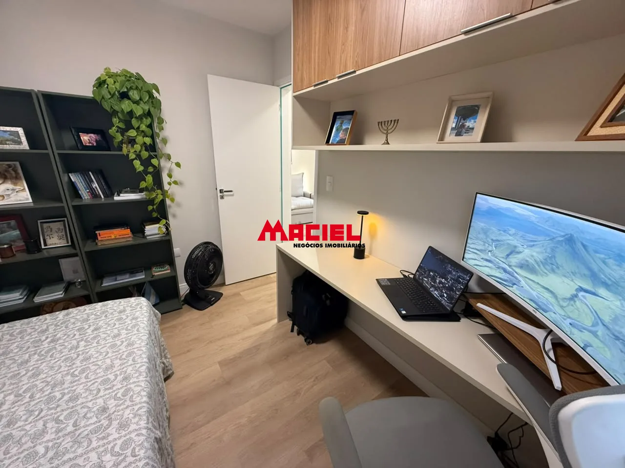 Alugar Apartamento / Mobiliado em S&atilde;o Jos&eacute; dos Campos R$ 3.000,00 - Foto 5
