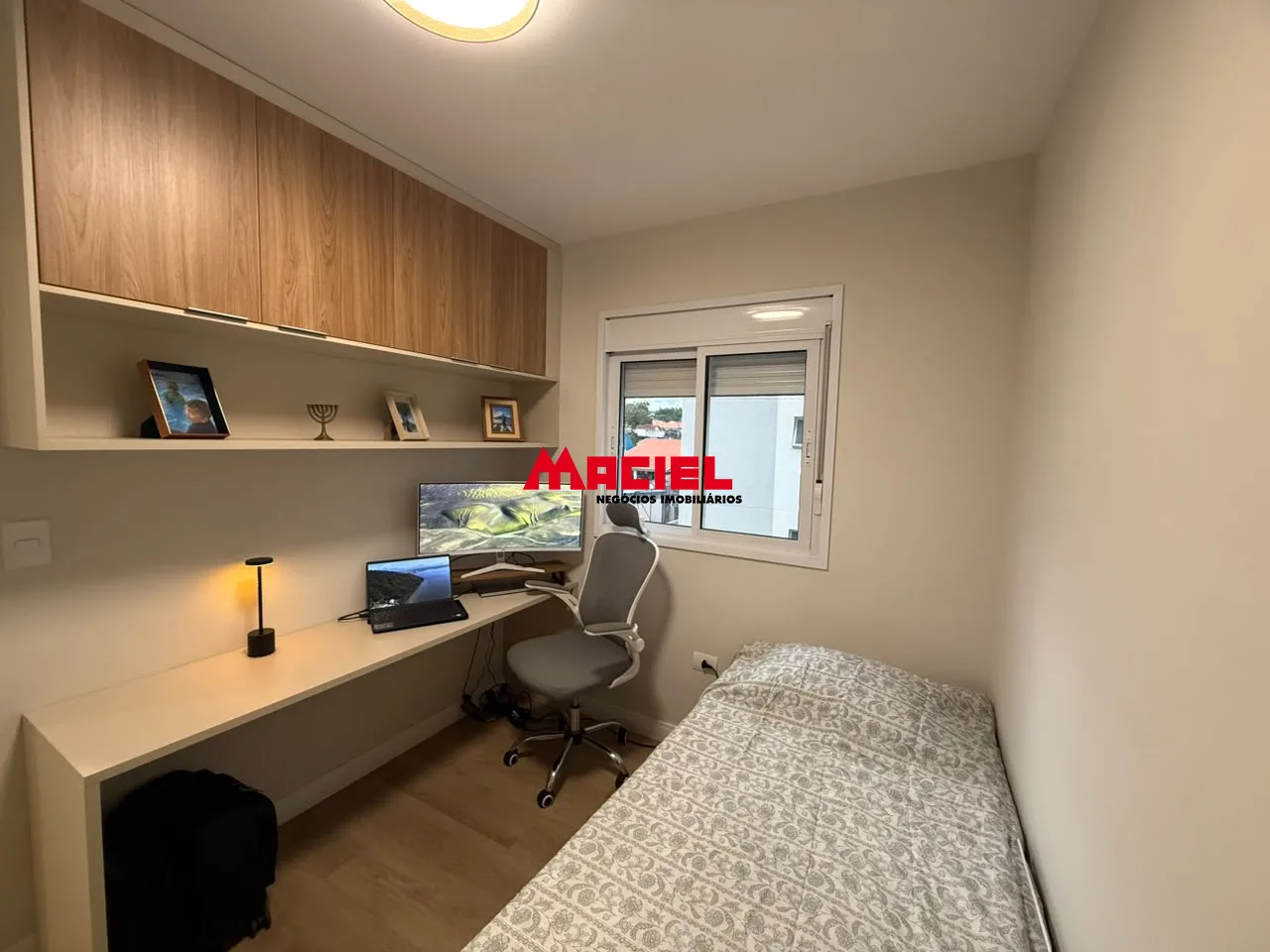 Alugar Apartamento / Mobiliado em S&atilde;o Jos&eacute; dos Campos R$ 3.000,00 - Foto 8