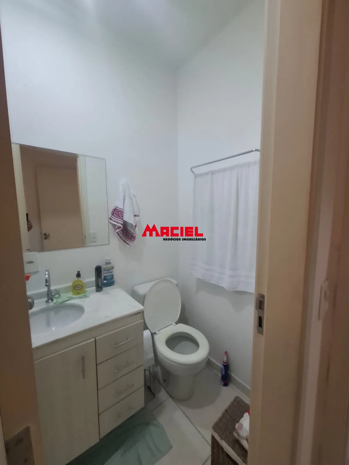 Comprar Casa / Condom&iacute;nio em S&atilde;o Jos&eacute; dos Campos R$ 570.000,00 - Foto 5