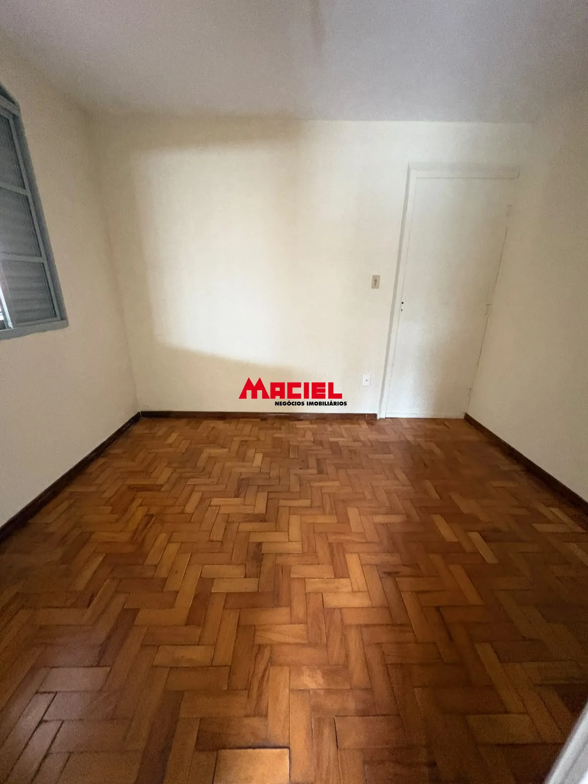 Alugar Casa / Padr&atilde;o em S&atilde;o Jos&eacute; dos Campos R$ 4.800,00 - Foto 3