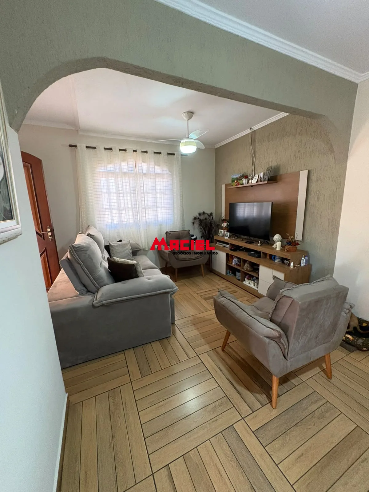 Alugar Casa / Padr&atilde;o em S&atilde;o Jos&eacute; dos Campos R$ 4.800,00 - Foto 14