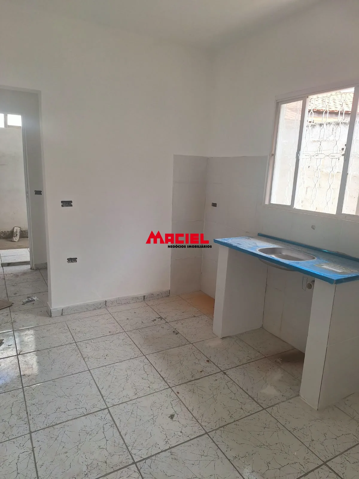 Alugar Casa / Padr&atilde;o em S&atilde;o Jos&eacute; dos Campos R$ 1.650,00 - Foto 4
