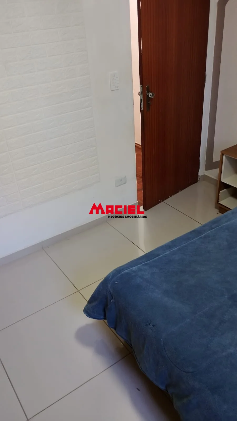 Comprar Apartamento / Padr&atilde;o em S&atilde;o Jos&eacute; dos Campos R$ 450,00 - Foto 3