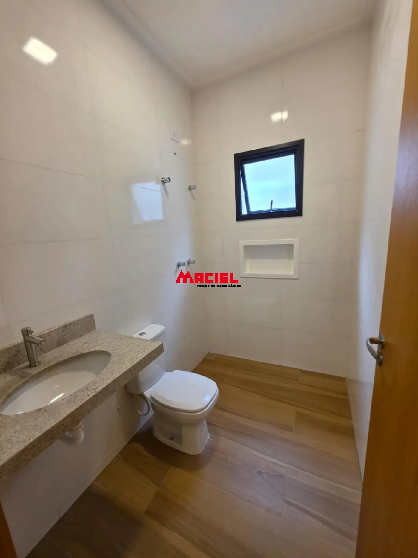 Comprar Casa / Padr&atilde;o em S&atilde;o Jos&eacute; dos Campos R$ 795.000,00 - Foto 9