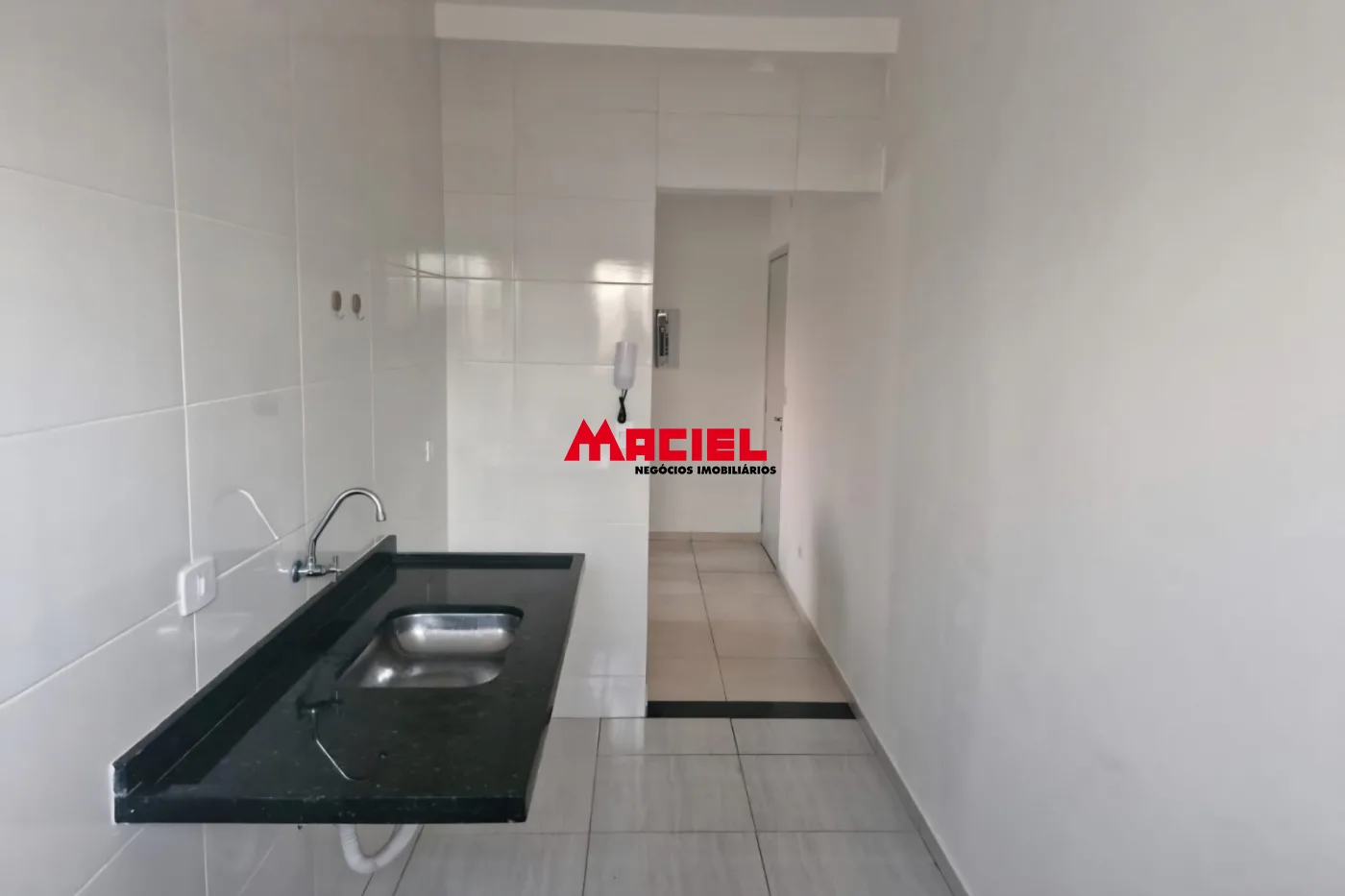 Alugar Apartamento / Padr&atilde;o em S&atilde;o Jos&eacute; dos Campos R$ 1.400,00 - Foto 3