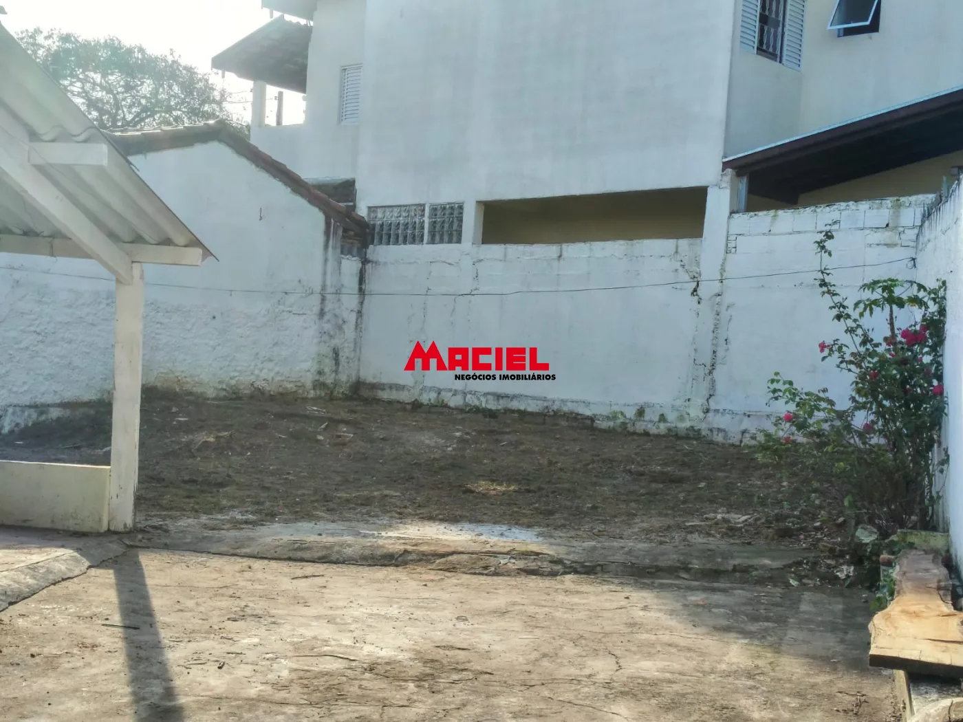 Comprar Casa / Padr&atilde;o em S&atilde;o Jos&eacute; dos Campos R$ 430.000,00 - Foto 1