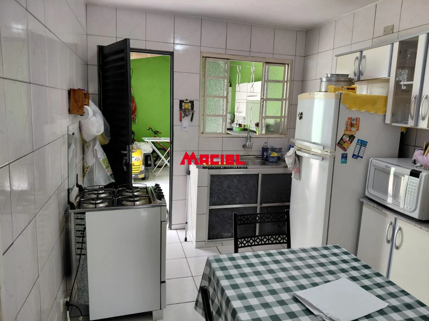 Comprar Casa / Padr&atilde;o em S&atilde;o Jos&eacute; dos Campos R$ 425.000,00 - Foto 9