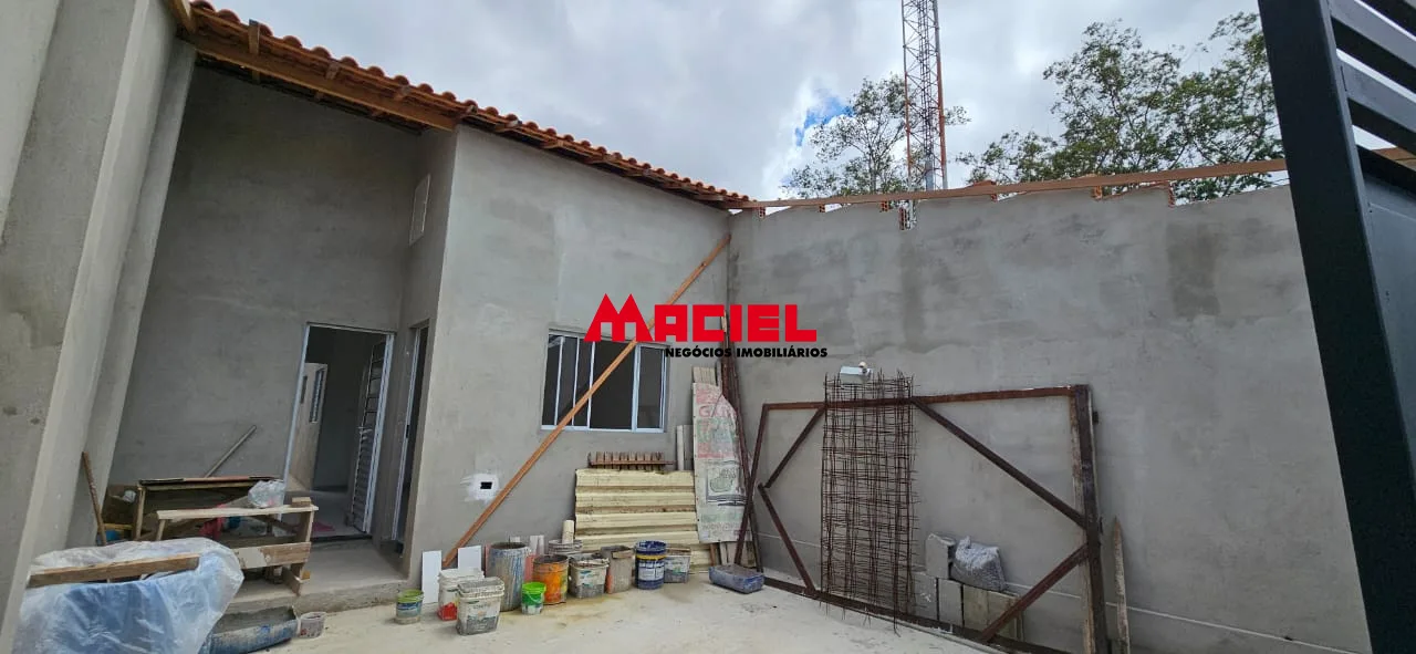 Comprar Casa / Padr&atilde;o em S&atilde;o Jos&eacute; dos Campos R$ 450.000,00 - Foto 1