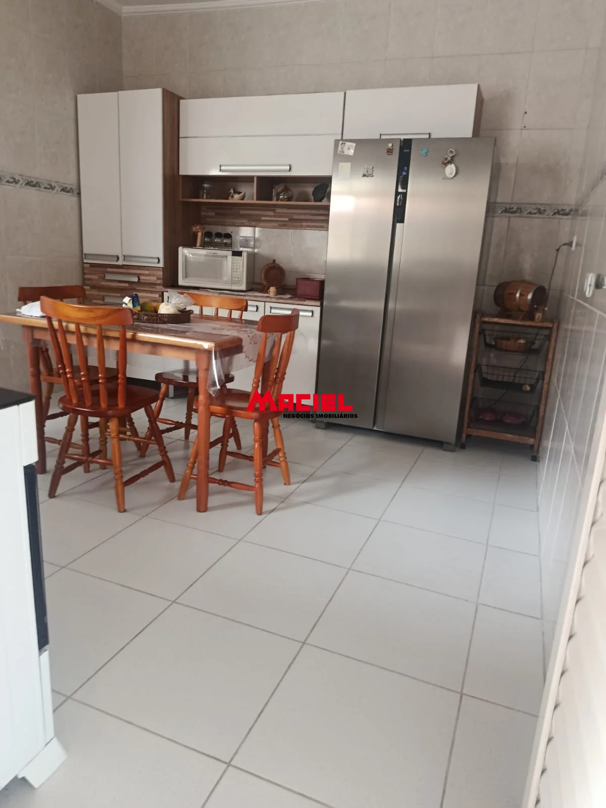 Comprar Casa / Padr&atilde;o em S&atilde;o Jos&eacute; dos Campos R$ 980.000,00 - Foto 8
