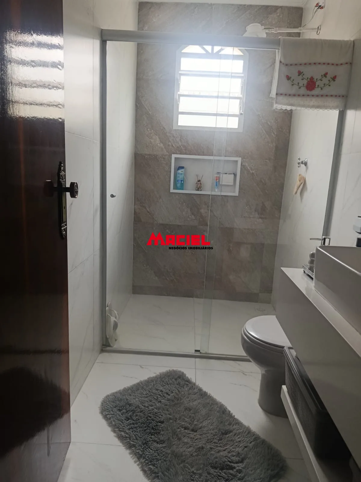 Comprar Casa / Padr&atilde;o em S&atilde;o Jos&eacute; dos Campos R$ 980.000,00 - Foto 19