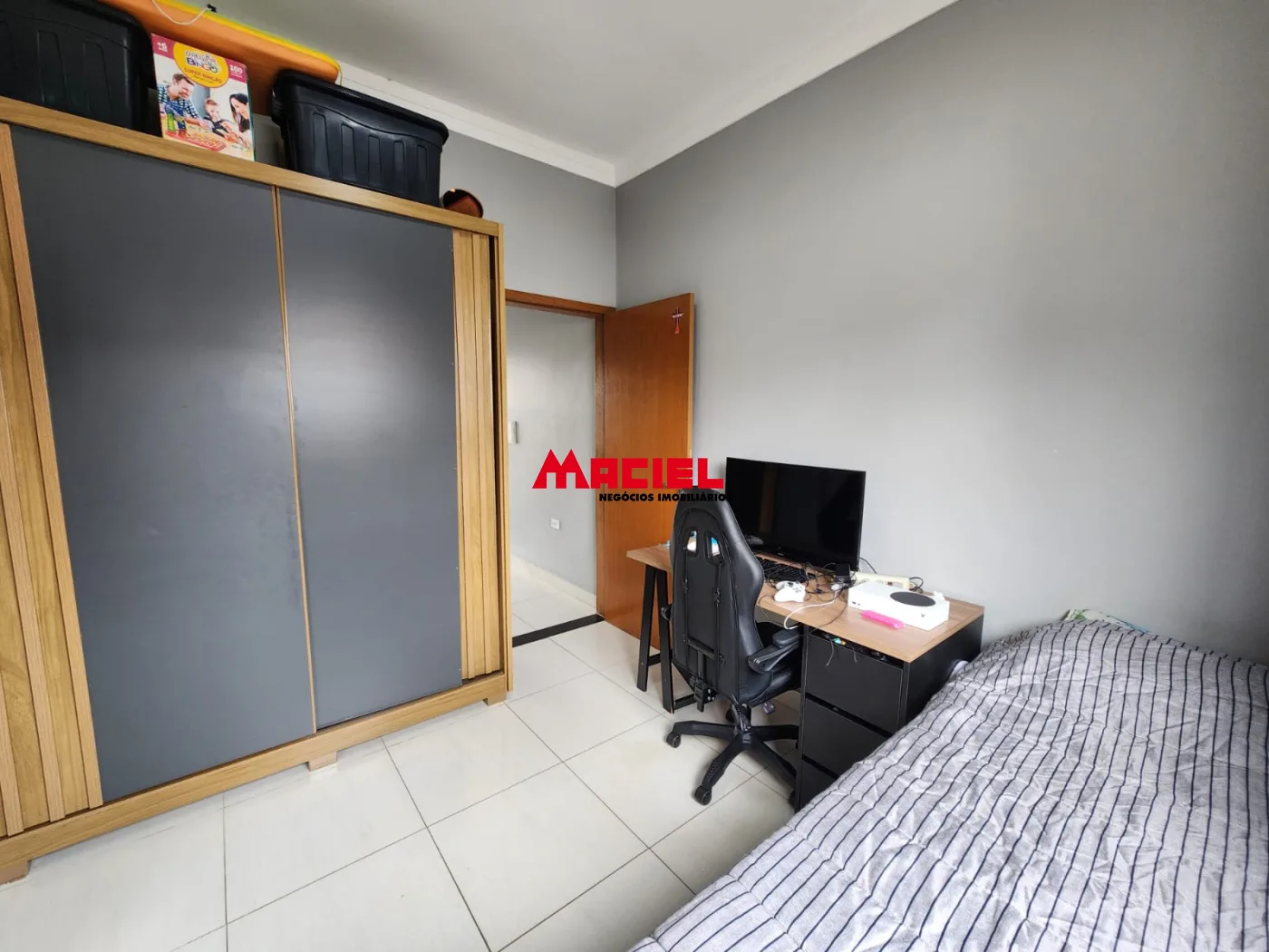 Comprar Casa / Sobrado em S&atilde;o Jos&eacute; dos Campos R$ 900.000,00 - Foto 17